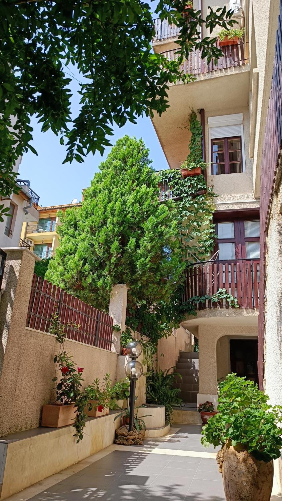 Villa Rosi Sosopol Exterior foto